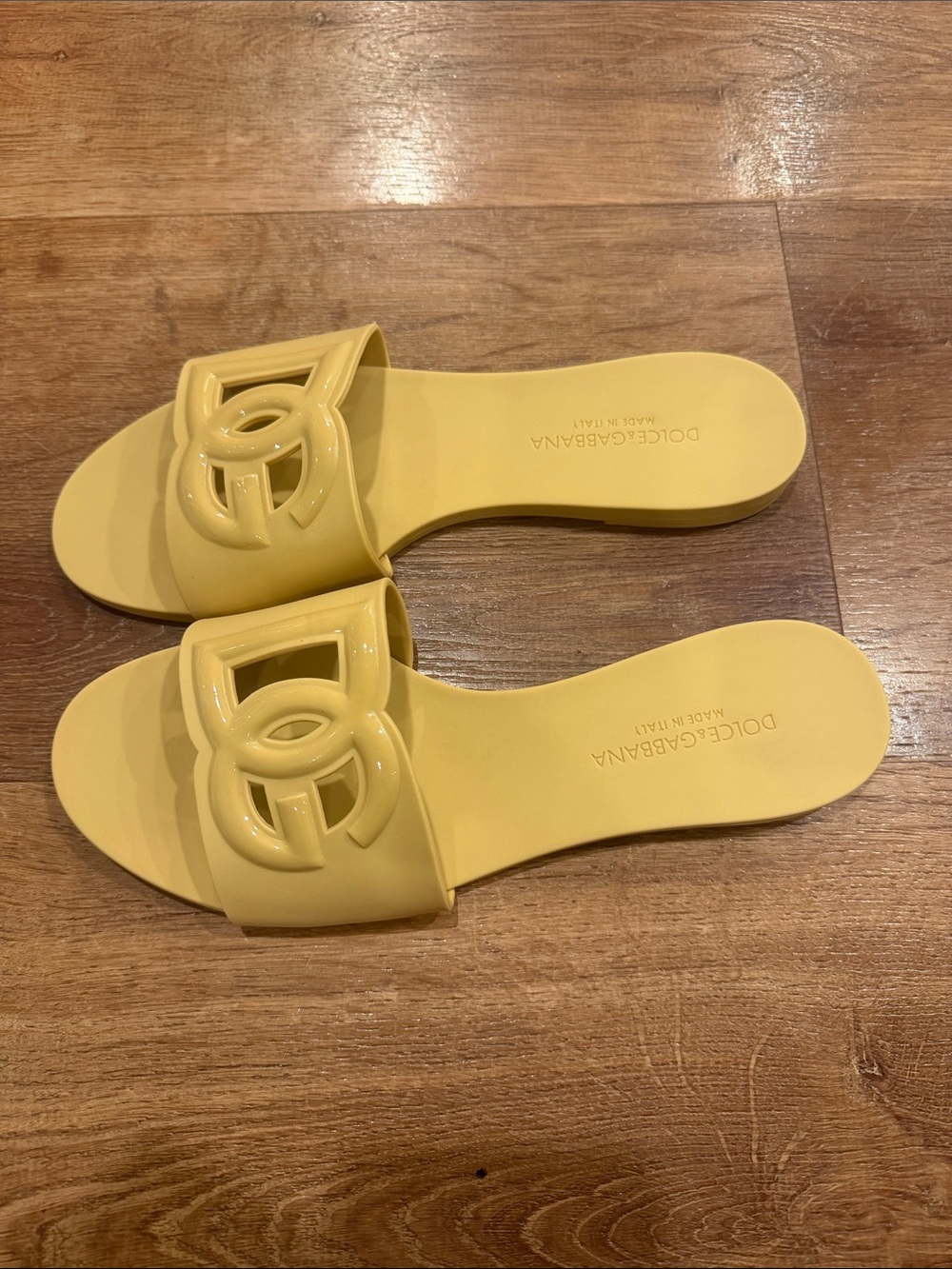 size 39 dolce & Gabbana Banana Yellow Logo Slide Sandals - Picture 10 of 13